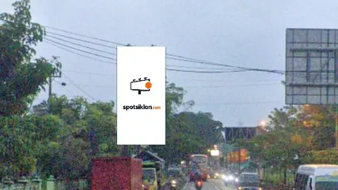 Billboard 8 × 4 m di Jl. Tingkir Raya (Exit Tol Salatiga), Kabupaten Semarang, Jawa Tengah
