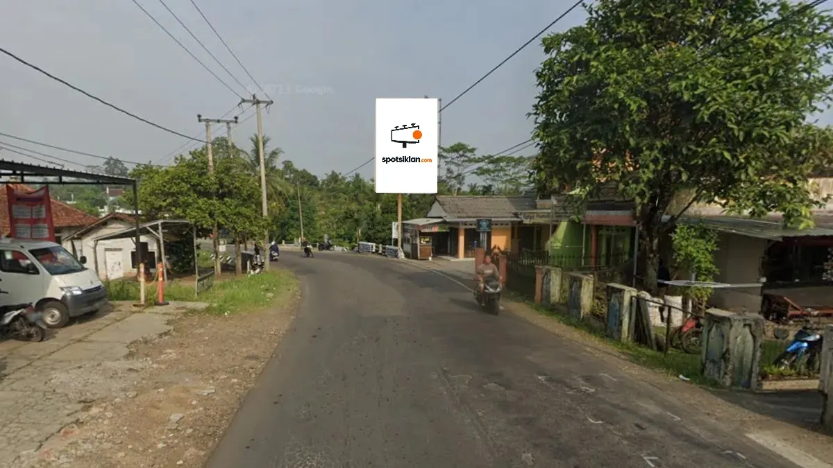 Billboard 4 × 6 m di Jl. Raya Manonjaya, Kabupaten Tasikmalaya, Jawa Barat
