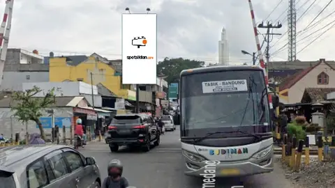 Billboard 4 × 8 m di Jl. Nasional III-Ciawi (Dekat St. Ciawi, Alun alun Ciawi), Kabupaten Tasikmalaya, Jawa Barat