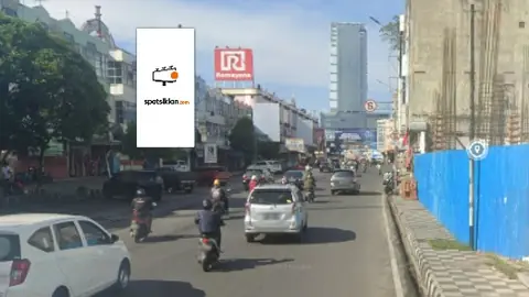 Billboard 5 × 10 m di Jl. Raden Intan (Area Pasar Tengah, Dept Store Lampung), Bandar Lampung