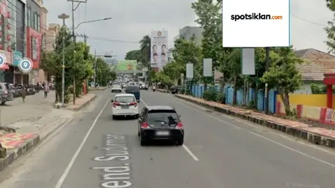 Baliho 4 × 6 m di Jl. Jend. Sudirman (Dari arah Pahoman menuju Tugu Adipura Tanjung Karang), Bandar Lampung