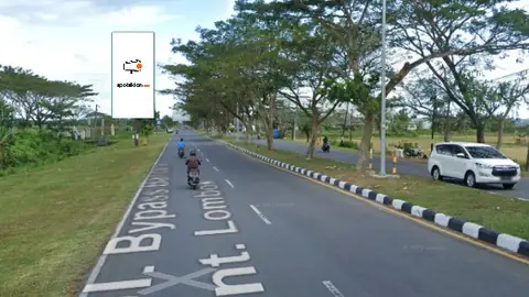 Billboard 5 × 10 m di Jl. Bypass Bandara Int. Lombok (Arah Bundaran Bandara BIZAM), Lombok Tengah, Nusa Tenggara Barat