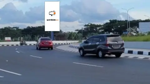 Billboard 5 × 10 m di Jl. Bypass Bandara Int. Lombok (Arah dari Depan Bundaran Bandara InterLombok Menuju Kuta Mandalika Moto Gp), Lombok Tengah, Nusa Tenggara Barat