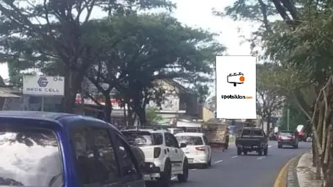 Baliho 4 × 6 m di Jl. Bypass Bandara Int. Lombok (Area Simpang Jl. Raya Sengkol), Lombok Tengah, Nusa Tenggara Barat