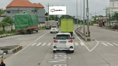 Billboard 4 × 8 m di Jl. Raya Ngawi-Caruban (Exit Tol Krapyak), Madiun, Jawa Timur