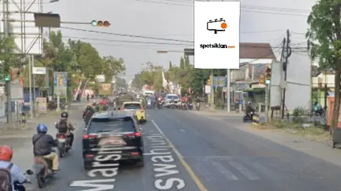 Baliho 6 × 4 m di Jl. Raya Solo - Jiwan (Alun-Alun Kab. Madiun), Jawa Timur