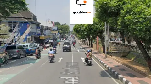 Baliho 6 × 4 m di Jl. Magelang - Yogyakarta (Arah Armada Town Square), Jawa Tengah