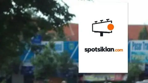 Baliho 6 × 4 m di Jl. Pahlawan-Pasar Sepur, Kota Madiun, Jawa Timur