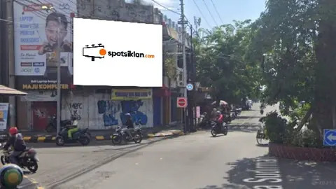 Baliho 4 × 6 m di Jl. Panglima Sudirman (Menuju Stadion Wilis Kota Madiun), Jawa Timur