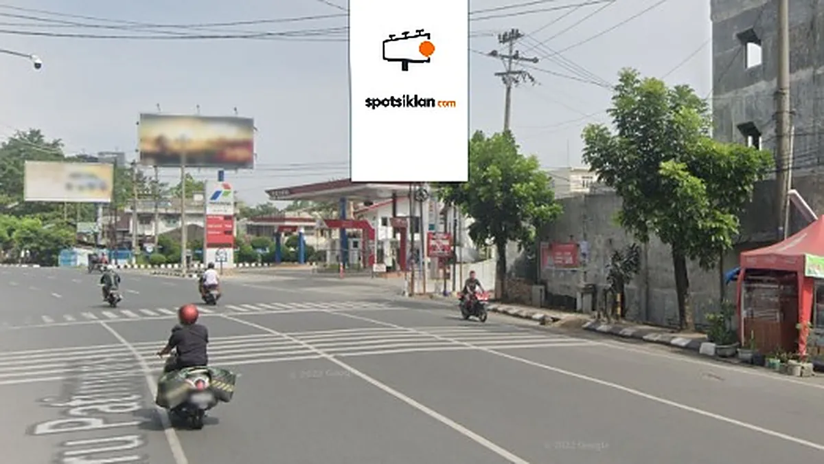 Billboard 10 × 5 m di Jl. Guru Patimpus (Arah Transmart Carrefour Medan Fair), Sumatera Utara