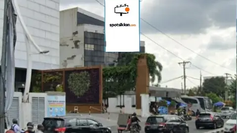 Billboard 10 × 5 m di Jl. Gatot Subroto No.49 (Samping Manhattan Square), Medan, Sumatera Utara