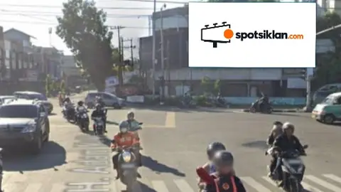 Billboard 16 × 8 m di Jl. Putri Hijau (Terlihat arah dari Polisi Unit Lantas Polsek Medan Barat), Sumatera Utara