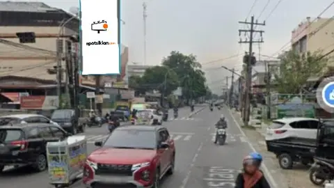 Billboard 10 × 5 m di Jl. HM. Yamin (Terlihat arah dari Masjid Ar Rahman), Medan, Sumatera Utara
