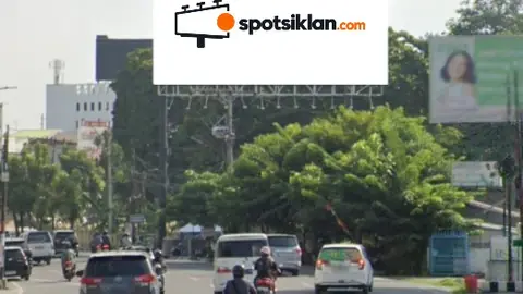 Billboard 16 × 8 m di Jl. Guru Patimopus (SImp Jl. Manggis, Arah Plaza Medan Fair), Sumatera Utara