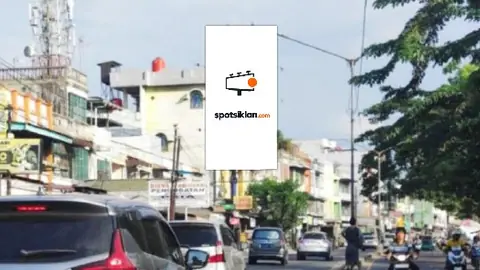 Billboard 6 × 12 m di Jl. Yos Sudarso (Area Pasar & Arah Flyover Brayan), Medan, Sumatera Utara