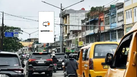 Billboard 6 × 12 m di Jl. Yos Sudarso (Area Pasar Brayan & Arah Martha Friska), Medan, Sumatera Utara