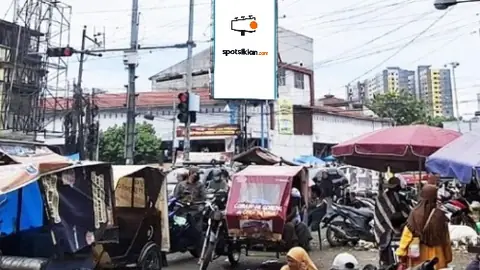 Billboard 5 × 10 m di Jl. AR Hakim (Simp. Jl. Sutrisno, Pasar Sukaramai), Medan, Sumatera Utara