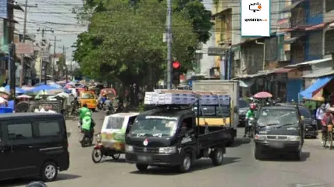 Baliho 6 × 4 m di Jl. Arief Rahman Hakim (Area Simpang Denai, Pasar Sukramai), Medan, Sumatera Utara