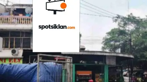 Baliho 6 × 4 m di Jl. Dagan (Area Parkiran Keluar Transmart Carrefour), Medan, Sumatera Utara