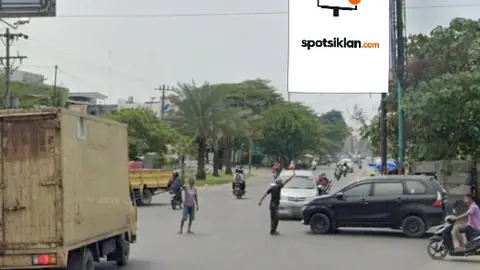 Baliho 4 × 6 m di Jl. Cemara (Simp. Hj Anif, Dekat Taman Simpang BW Sampali, Medan Online Center, Dari Kota), Sumatera Utara