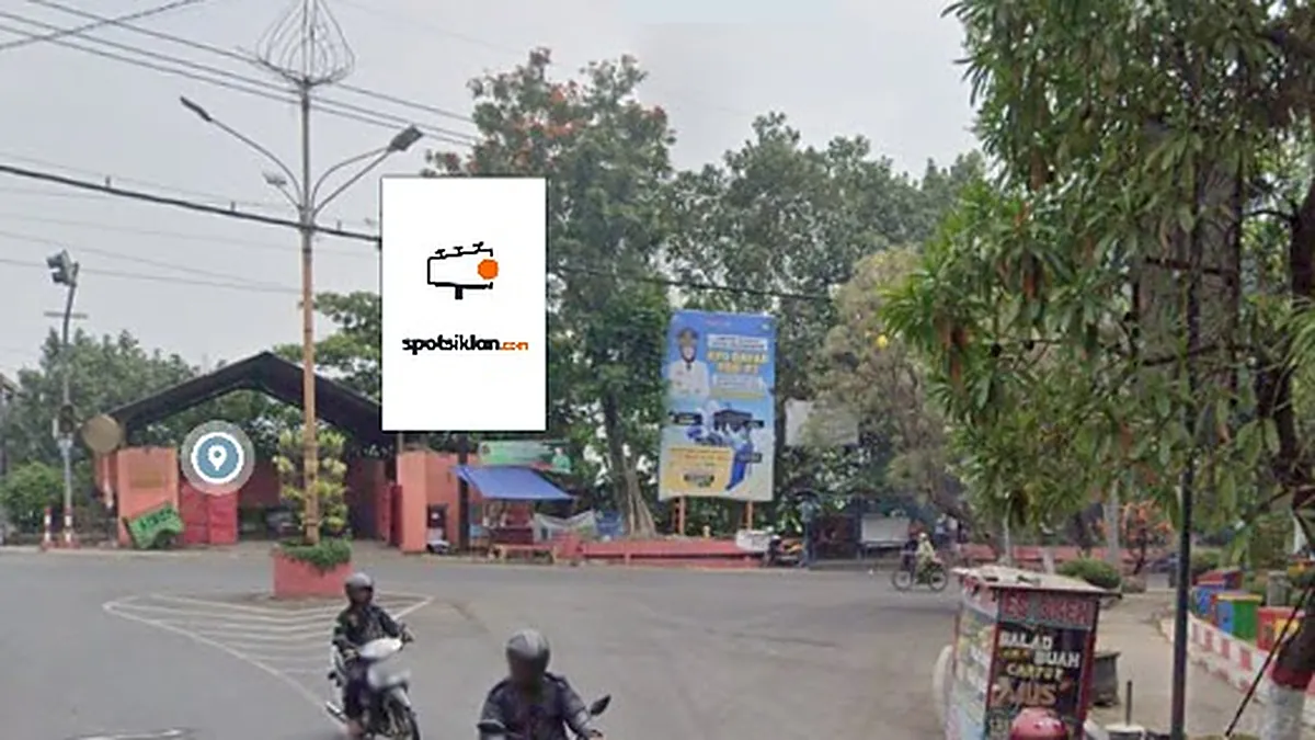 Baliho 6 × 4 m di Jl. Brawijaya (Area Jembaran Gajah Mada), Mojokerto, Jawa Timur