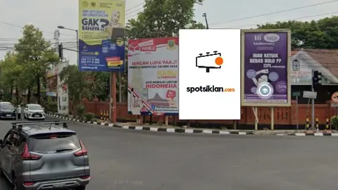Baliho 6 × 4 m di Jl. Pahlawan (Arah SMAN 1 PURI), Mojokerto, Jawa Timur