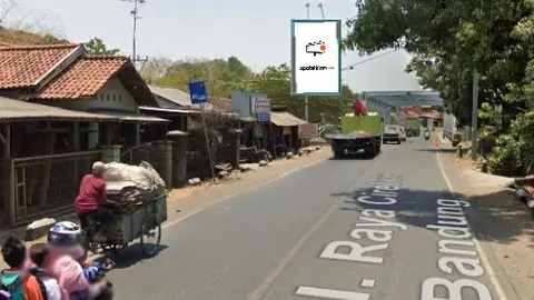 Baliho 6 × 4 m di Jl. Raya Cirebon Genteng (Area Jembatan Cideres), Majalengka, Jawa Barat