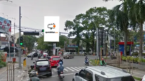 Billboard 5 × 10 m di Jl. Ratulangi - Kasuari, View dari Jl. Lanto Daeng Pasewang, Makassar, Sulawesi Selatan
