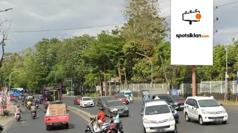 Billboard 10 × 5 m di Jl. Urip Sumoharjo (Menuju Makassar Town Square), Sulawesi Selatan