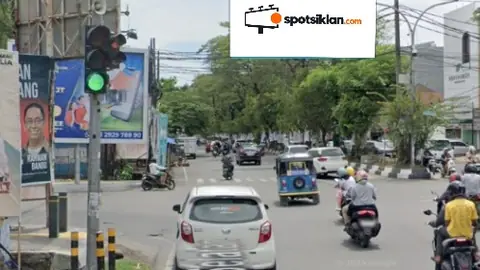 Billboard 10 × 5 m di Jl. Veteran Selatan (Menuju Sentral Futsal), Makassar, Sulawesi Selatan