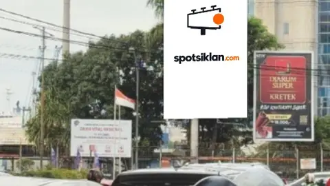 Billboard 10 × 5 m di Jl. Nusantara (Bundaran Mandiri), Makassar, Sulawesi Selatan