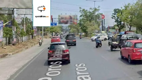 Baliho 6 × 4 m di Jl. Perintis Kemerdekaan (Sebelum Mall Makassar Town Square), Sulawesi Selatan