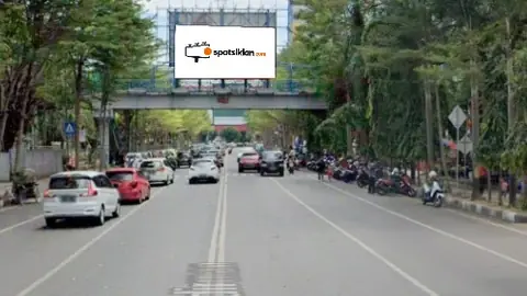 Videotron 4 × 8 m di Jl. Jend Sudirman (Arah JPO Jend Sudirman, Arah MTC Karebosi), Makassar, Sulawesi Selatan