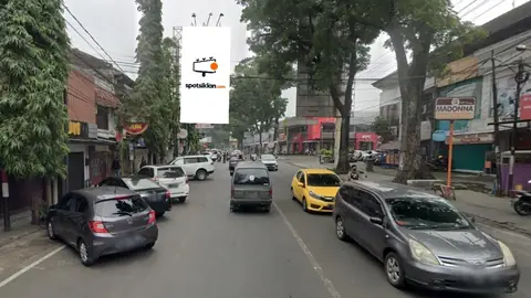 Billboard 5 × 10 m di Jl. Kawi Atas (Pecel Kawi), Malang, Jawa Timur