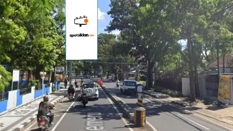 Billboard 10 × 5 m di Jl. Semeru (Area Stadion Gajayana Malang, Arah Museum Brawijaya), Jawa Timur