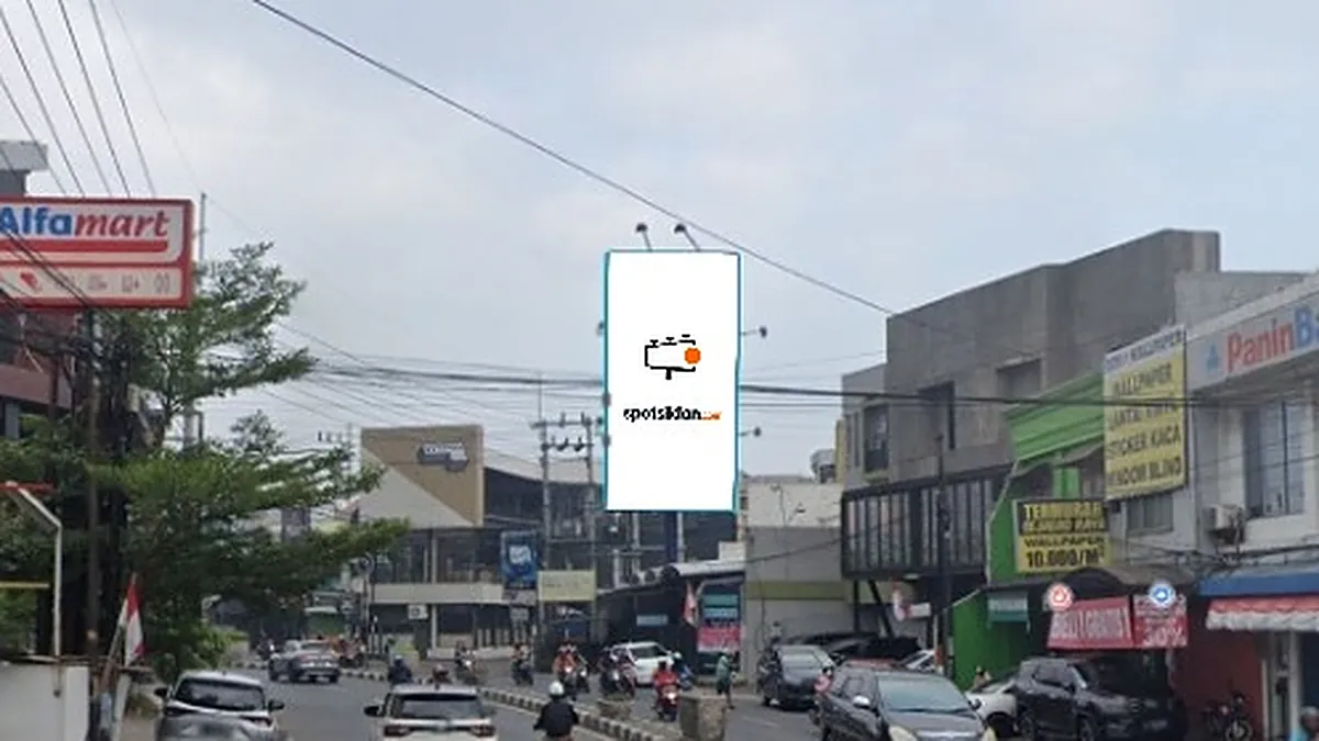 Billboard 10 × 5 m di Jl. Borobudur (Arah Universitas Widyagama Malang Menuju KFC Soekarno Hatta), Jawa Timur