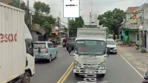 Billboard 4 × 8 m di Jl. Raden Panji Suroso (Simpang Lampu Merah Plaosan, Arah St. Blimbing), Malang, Jawa Timur
