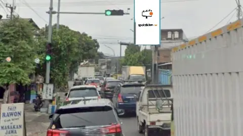 Billboard 4 × 8 m di Jl. Raden Panji Suroso (Simpang Lampu Merah Plaosan, Arah Plaza Araya), Malang, Jawa Timur