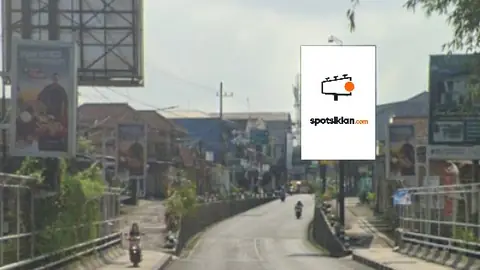 Baliho 4 × 6 m di Jl. Ranugrati (Jembatan Ranugrati), Malang, Jawa Timur