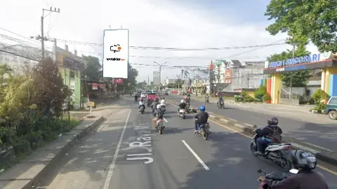 Billboard 5 × 10 m di Jl. Raya Malang-Surabaya (Arah Kab. Malang), Jawa Timur