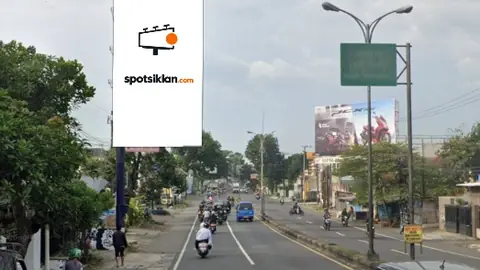 Billboard 10 × 5 m di Jl. Pangetan (Hadap Surabaya), Kabupaten Malang, Jawa Timur