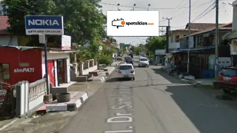Bando Jalan 5 × 10 m di Jl. Dr Sam Ratulangi (Menuju SMK Negeri 5 Majene, Hadap Selatan), Mamuju, Sulawesi Barat