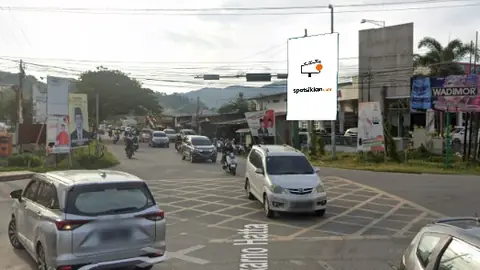 Baliho 4 × 6 m di Jl. Poros Majene-Mamuju (Arah RSUD Prov. Sulawesi Barat)