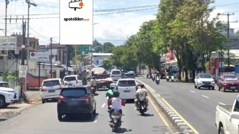 Billboard 5 × 10 m di Jl. RW Monginsidi (Depan Lorong GMIM Elim Malalauamh, Arah Bahu Mall/Pusat Kota), Manado, Sulawesi Utara