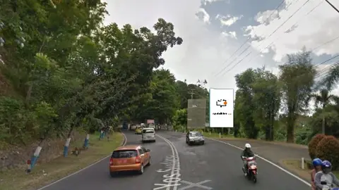 Baliho 6 × 4 m di Dari Jl. Yos Sudarso Menuju Taman DAS, Manado, Sulawesi Utara