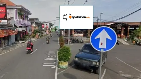 Baliho 4 × 6 m di Jl. Kartini (Bunderan Pacet) (Dari Arah Malang dan Trawas arah ke Trawas dan Malang), Kabupaten Mojokerto, Jawa Timur