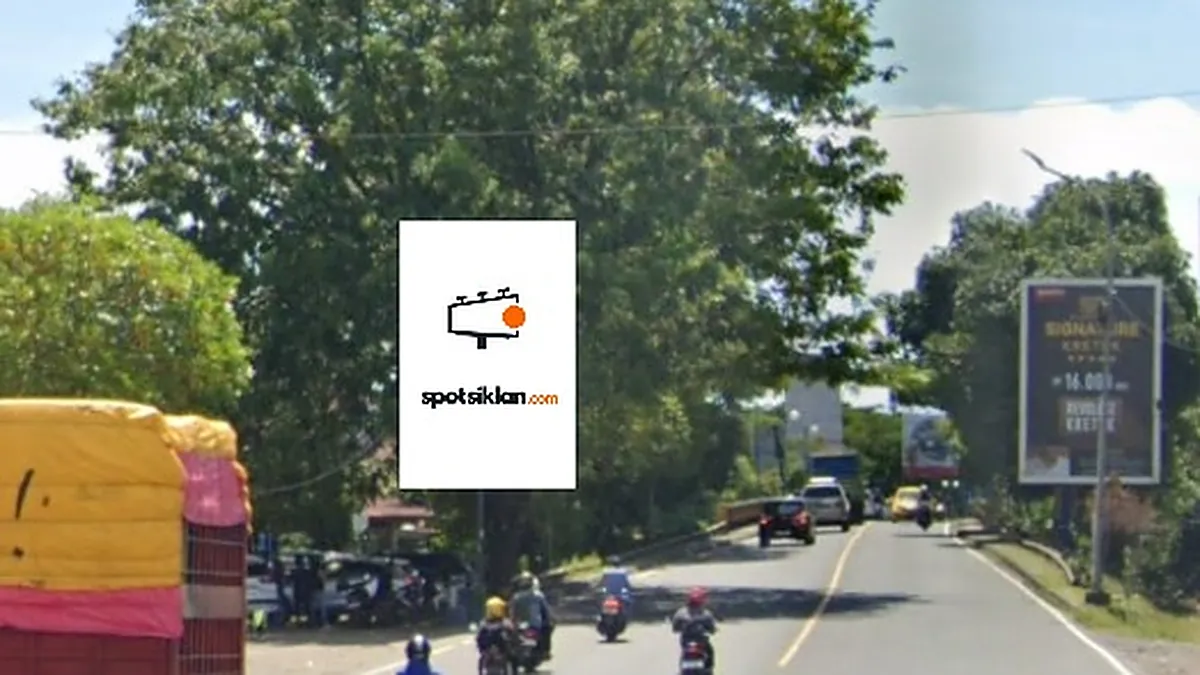 Baliho 4 × 6 m di Jl. Paros Maros (Menuju Jembatan Maros), Sulawesi Selatan