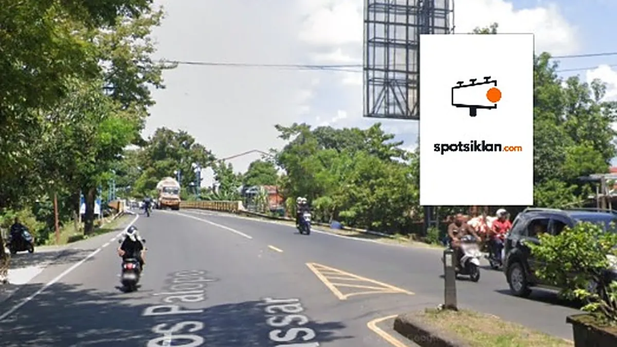 Baliho 4 × 6 m di Jl. Poros Palopo-Makassar (Menuju Jembatan Maros), Sulawesi Selatan
