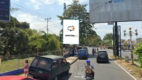 Baliho 6 × 4 m di Depan Soto Yugisah Jl. Adi Sucipto, Mataram, Nusa Tenggara Barat