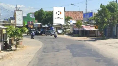 Baliho 4 × 6 m di Jl. Raya Paron (Pasar Paron 2), Ngawi, Jawa Timur